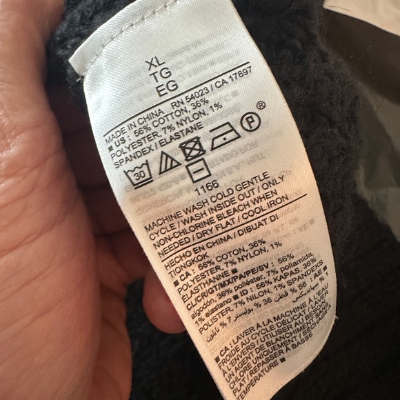 New with tags Old Navy sweater dress - Picture 7 of 7